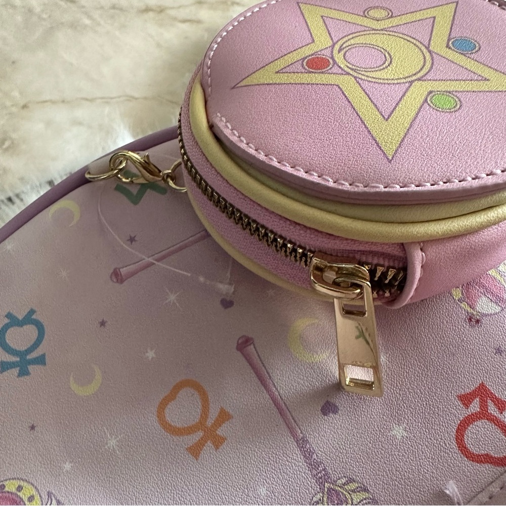 NWT Sailor Moon x Hot Topic Limiter Edition Backpack - Backpack Only - Picture 3 of 8